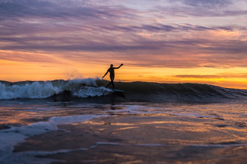 photo of the day, potd, james parascandola, new york, neal campbell, longboard, winter