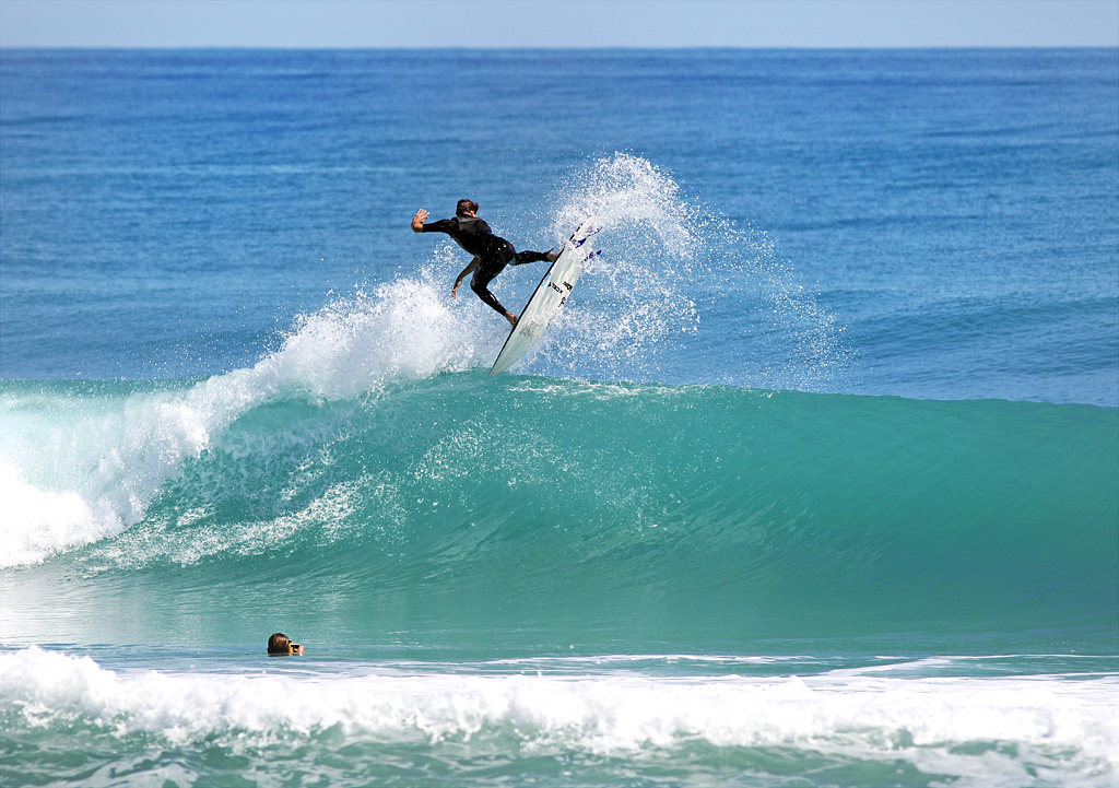 <img class="alignnone size-large wp-image-8158" src="https://www.easternsurf.com/wp-content/uploads/2017/03/032217POTD-CFL-Dugan-Daniel-Glenn-AK7A6989-1024x721.jpg" alt="march 22, 2017" width="960" height="676" />

After two weeks of heavy brown barrels and cold winter bombs, spring finally delivered a spring-like day in Central Florida yesterday, with turquoise ramps and aquamarine tubes gracing the Space Coast. Here’s Daniel Glenn taking flight, as captured by <em>ESM </em>Co-Founder/Publisher Tom Dugan for our March 22, 2017 Photo of the Day.

[template id=”412″]